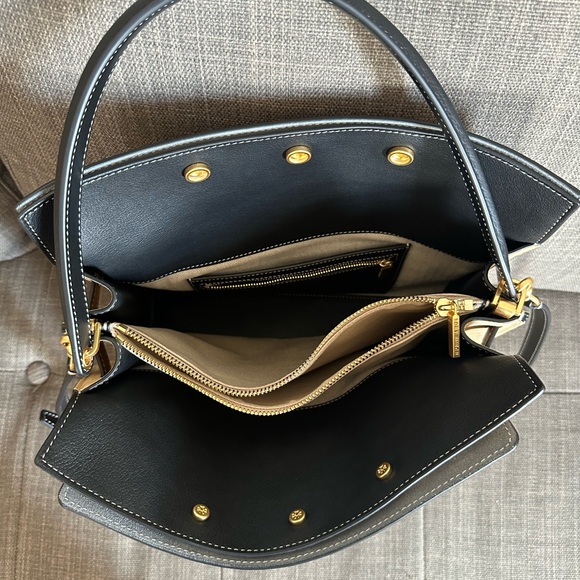 Tory Burch Lee Radziwill - Picture 6 of 8